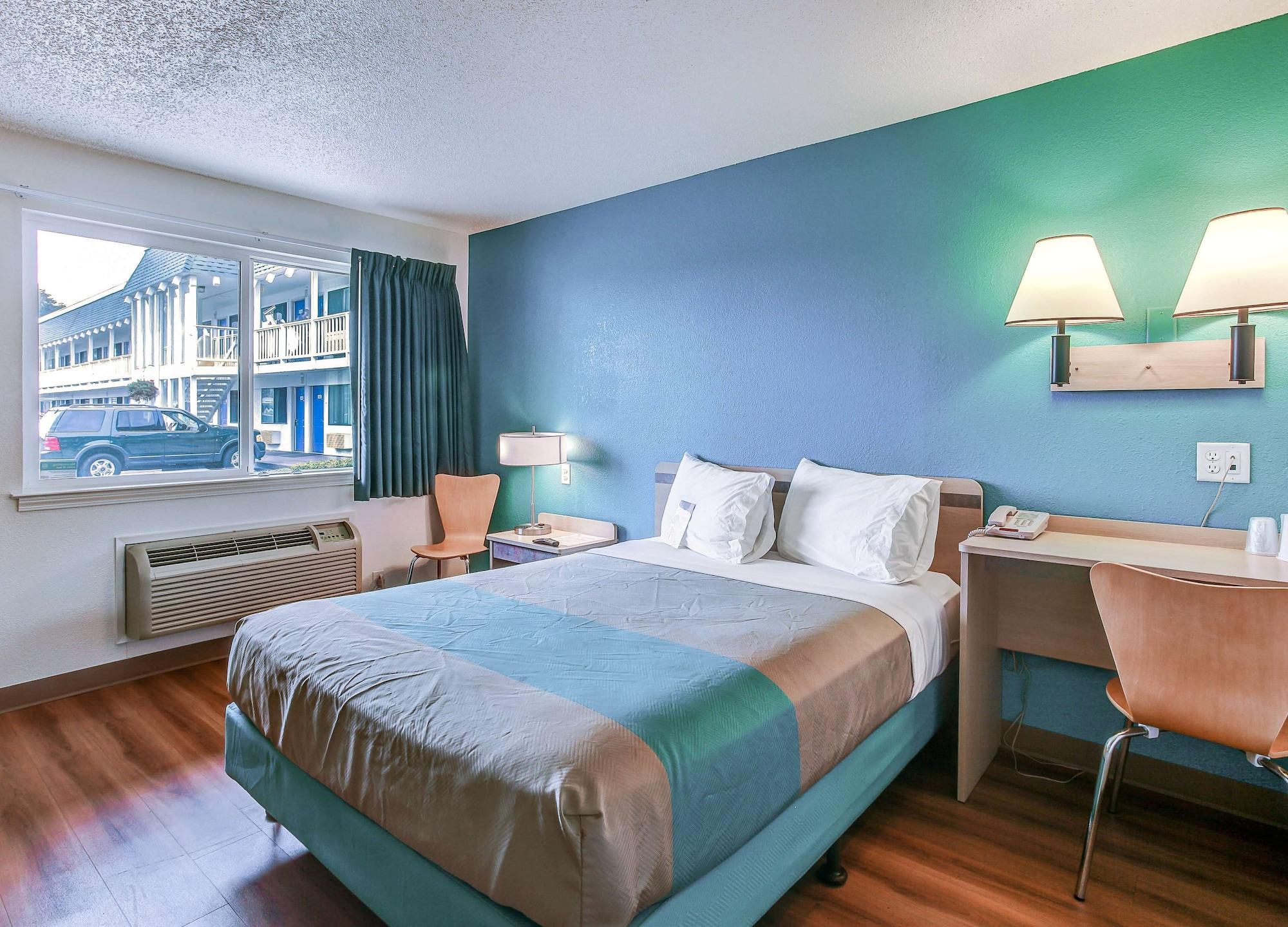 Motel 6-Coos Bay, Or Exterior photo